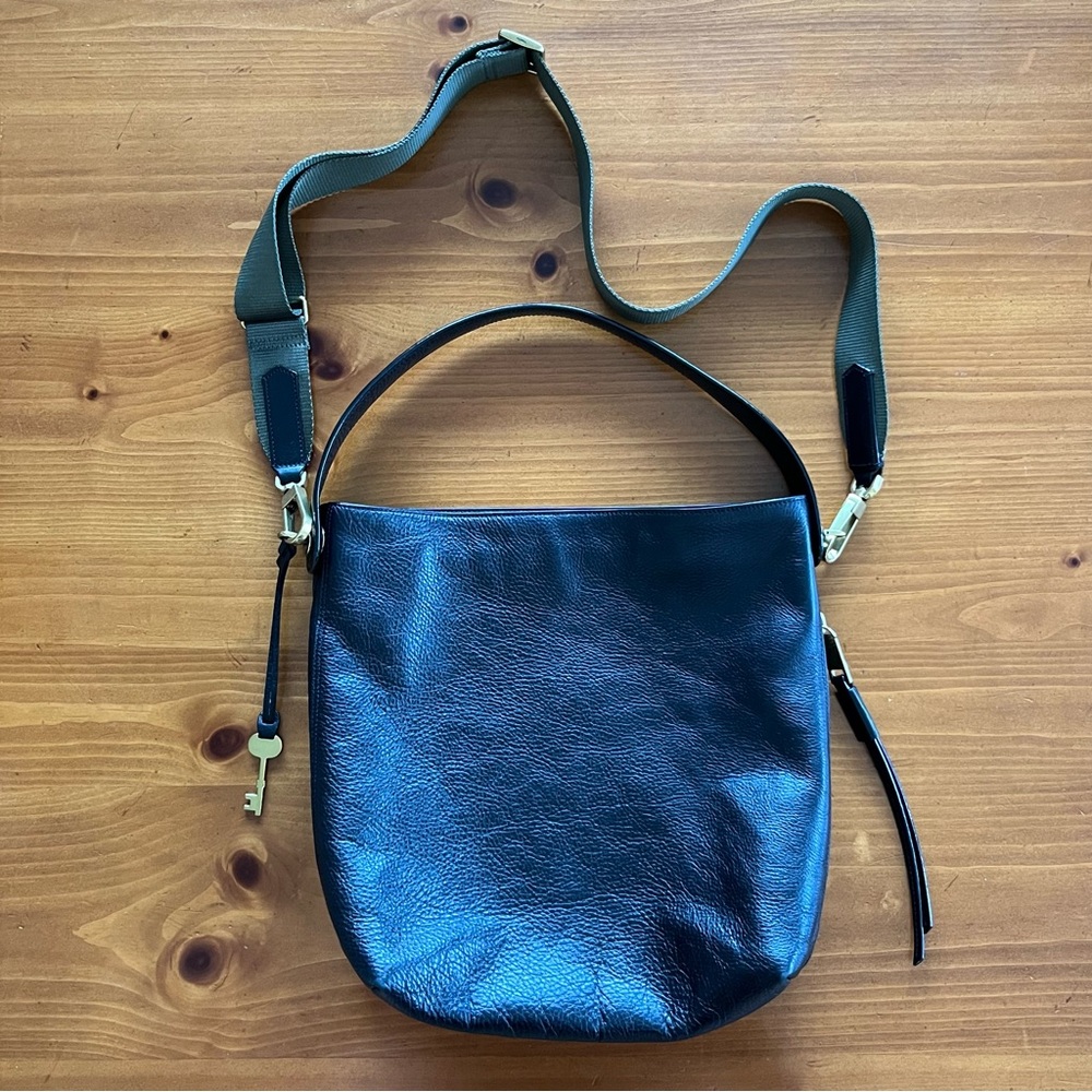 Fossil Black Leather Hobo Crossbody / Shoulder Bag